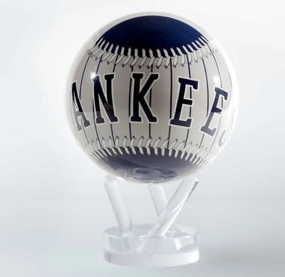 GLOBO MLB YANKEES DE NUEVA YORK  (4,5 pulg.)  BASE ACRILICA GLOBO MLB YANKEES DE NUEVA YORK  (4,5 pulg.)  BASE ACRILICA
