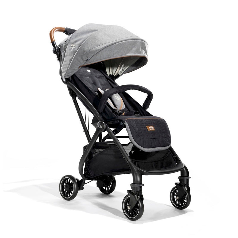 COCHE COMPACTO TOURIST W/RC & ADPT COCHE COMPACTO TOURIST W/RC & ADPT