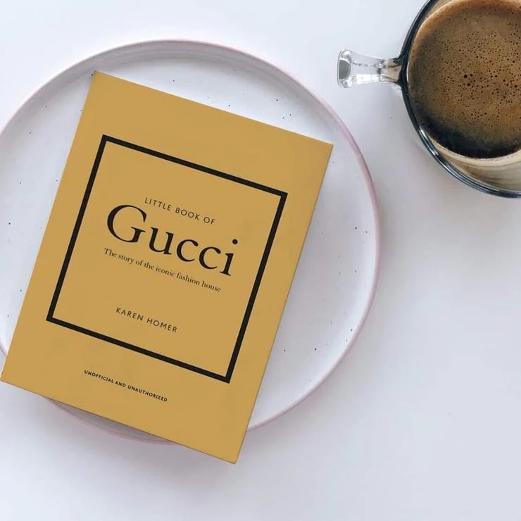 LITTLE BOOK OF GUCCI: THE STORY OF THE ICONIC FASHION HOUSE